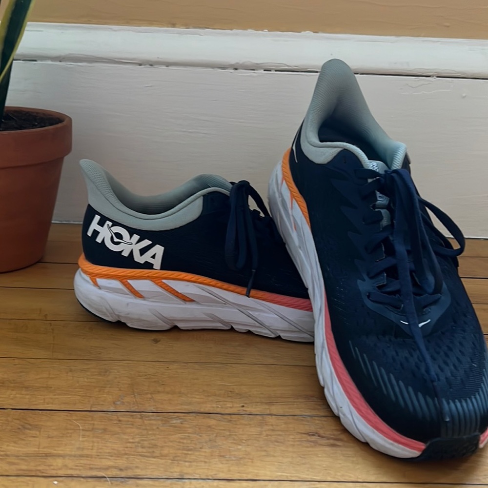 Hoka Clifton 7